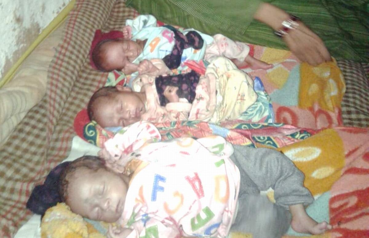 woman gave birth three children.