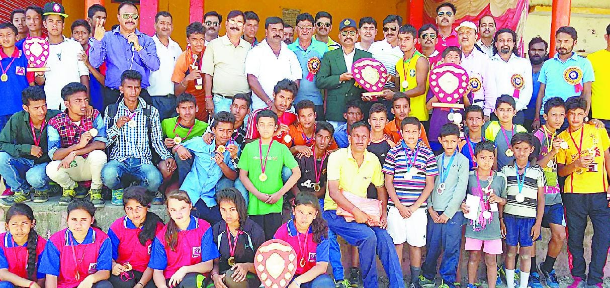 Trophy won by Munakot