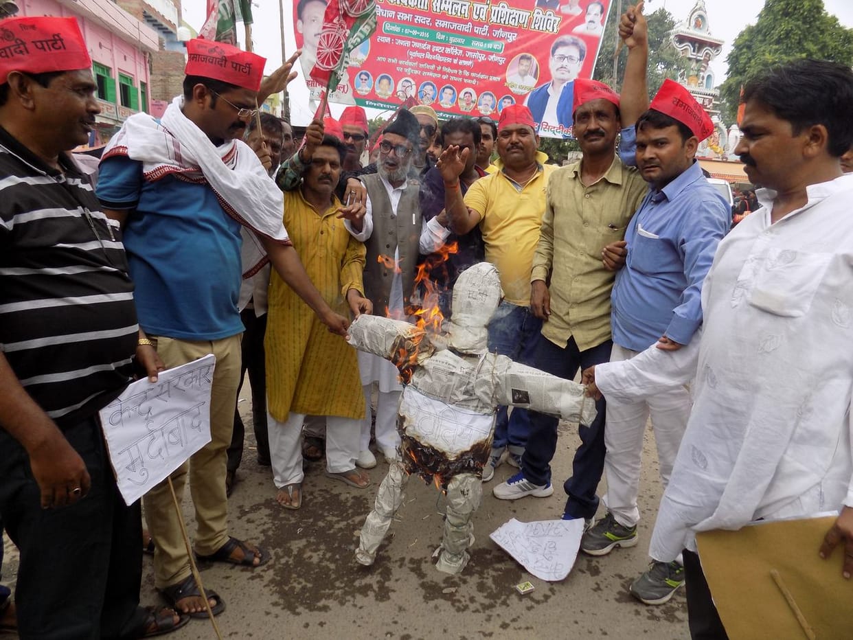 SP ones burned an effigy of Prime Minister