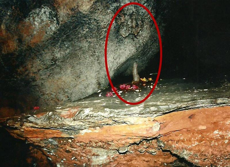 mysterious cave of uttarakhand