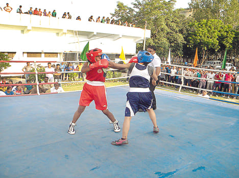 Kanpur own jabs showed babes