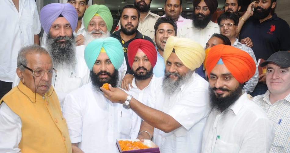 awaaz-e-punjab leader balvinder singh bains statement on merger in congress