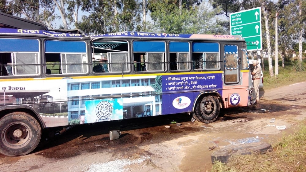 Youth died in bus accident in sitapur