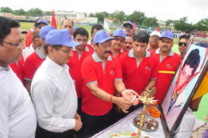 The key to success is good performance -Chetan Chauhan