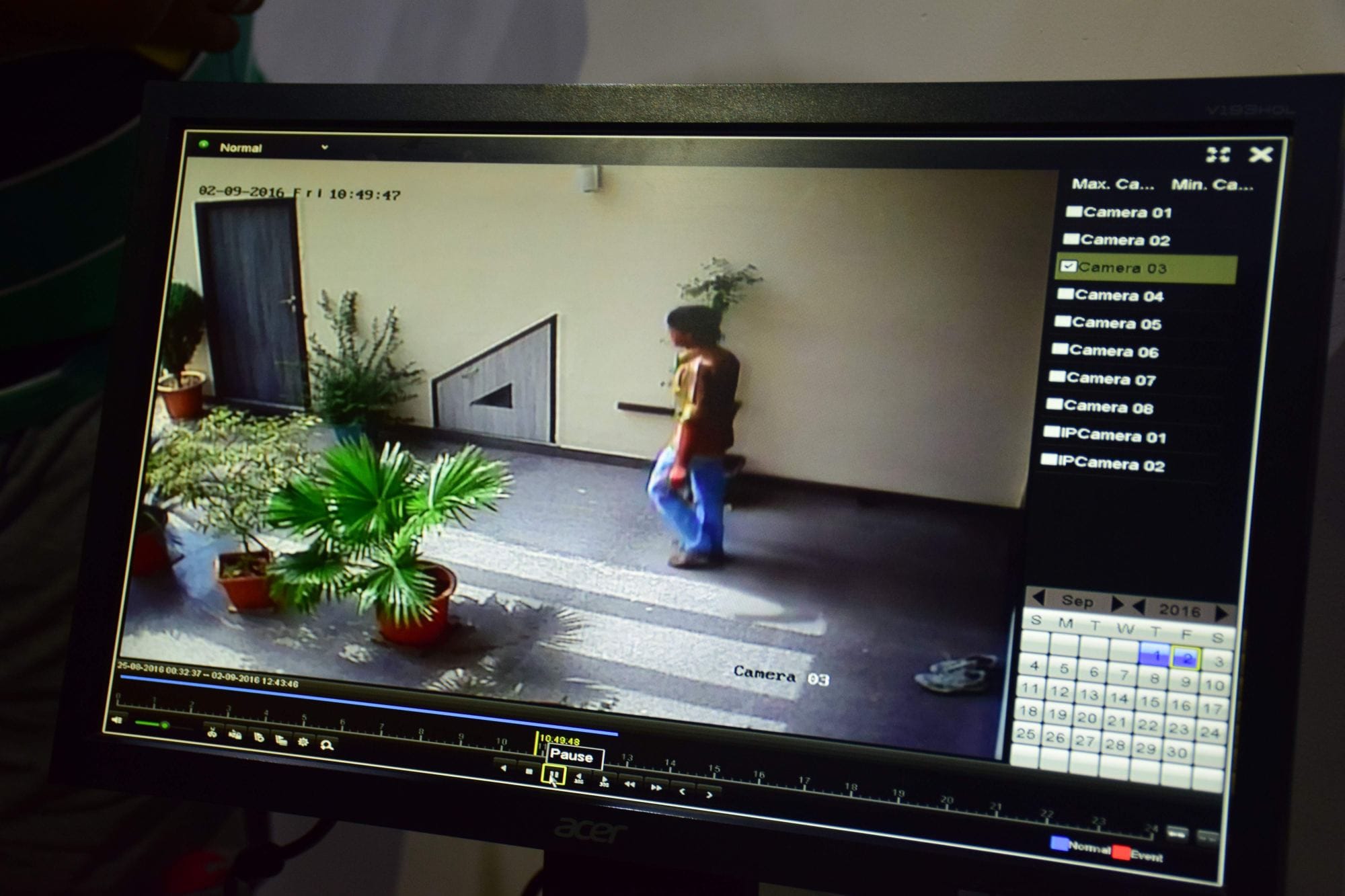 servant murdered woman brutally