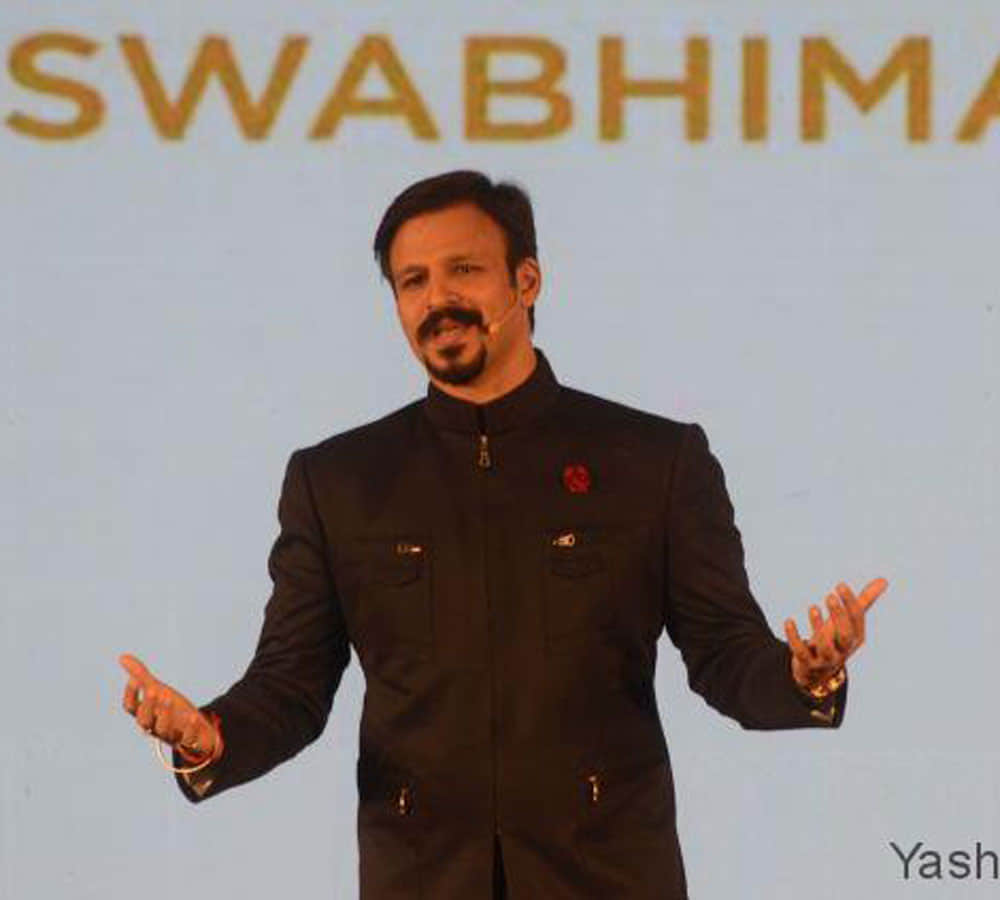taapsee pannu to vivek oberoi welcome wing commander abhinandan read the tweets