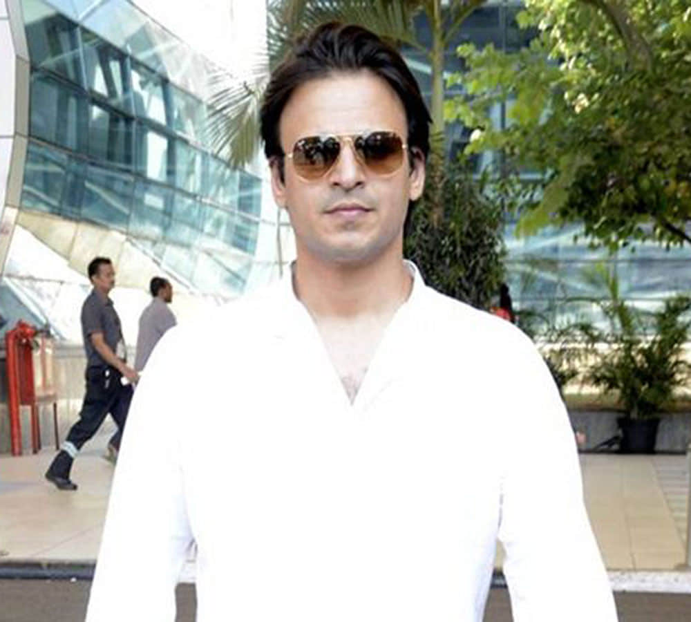 vivek oberoi controversial meme on aishwarya rai now charity event drop
