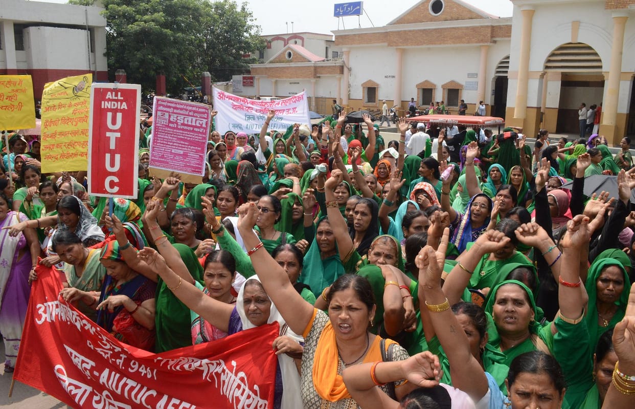 Strike two hundred million transactions affecting banks