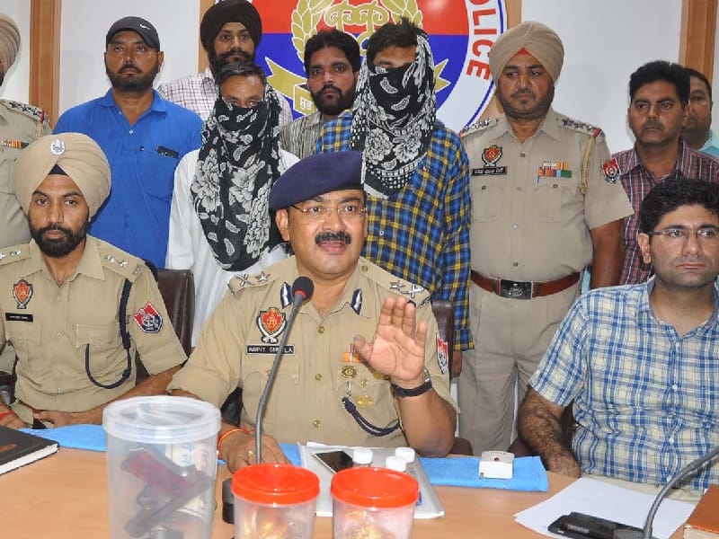 manappuram loot, two arrest, punjab crime, jalandhar