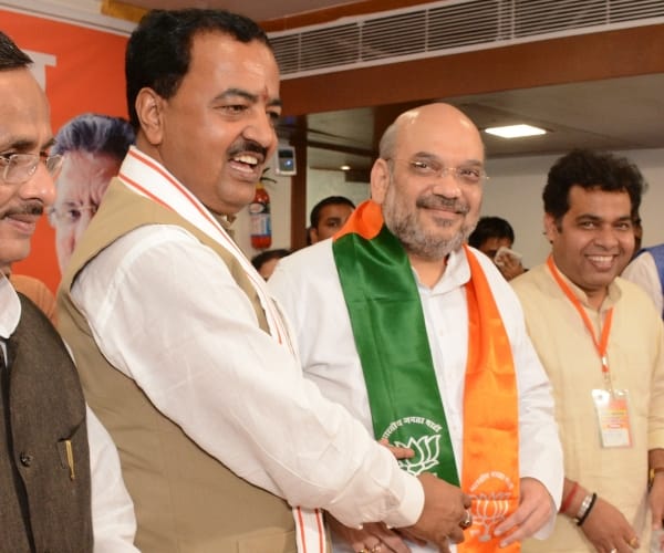 BJP chief amit shah in UP BJP office.