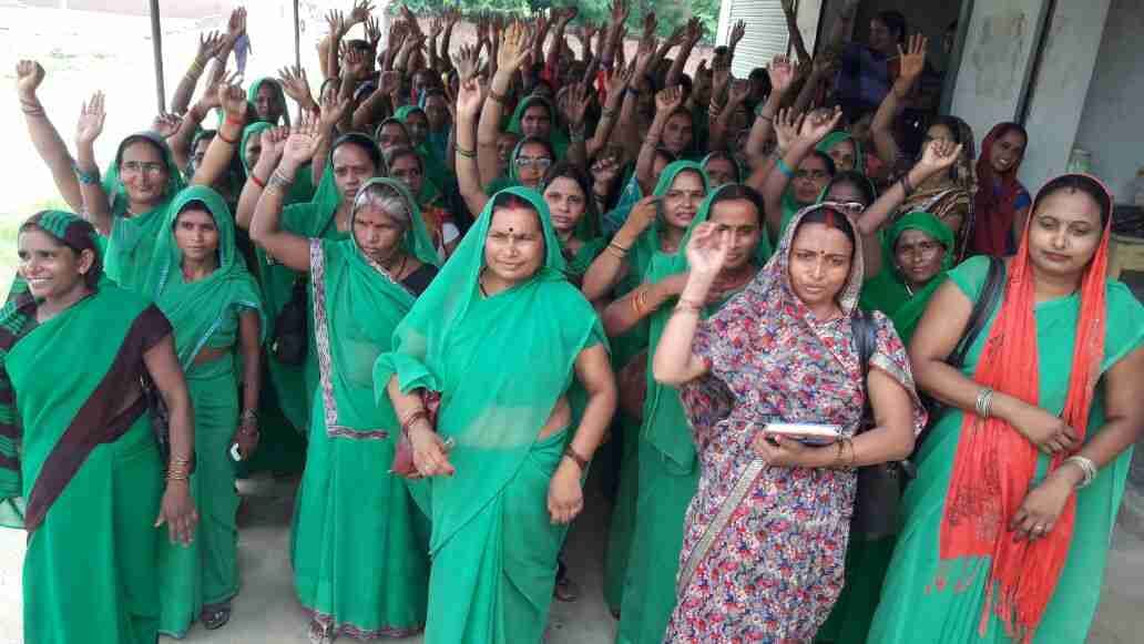 Anganwadi workers demonstrated