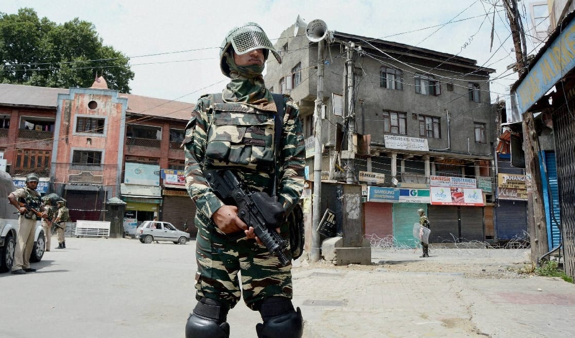 massive security in kashmir valley is speculation of voilence
