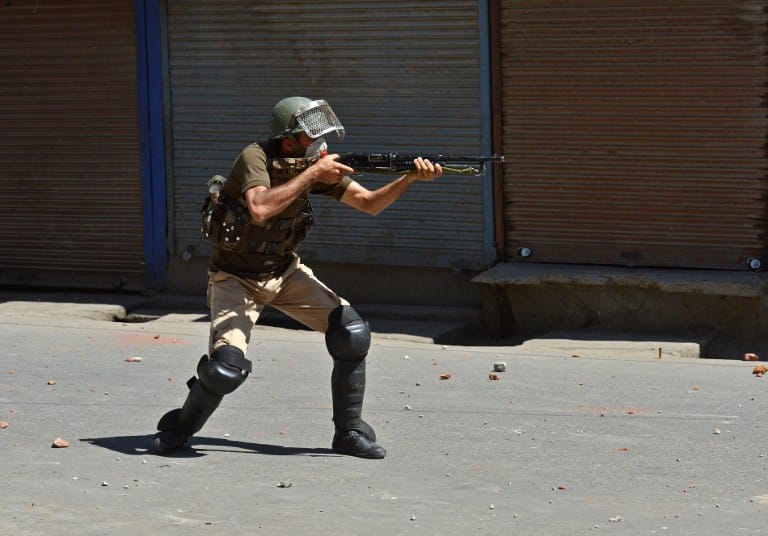 violence in kashmir, 50 injured