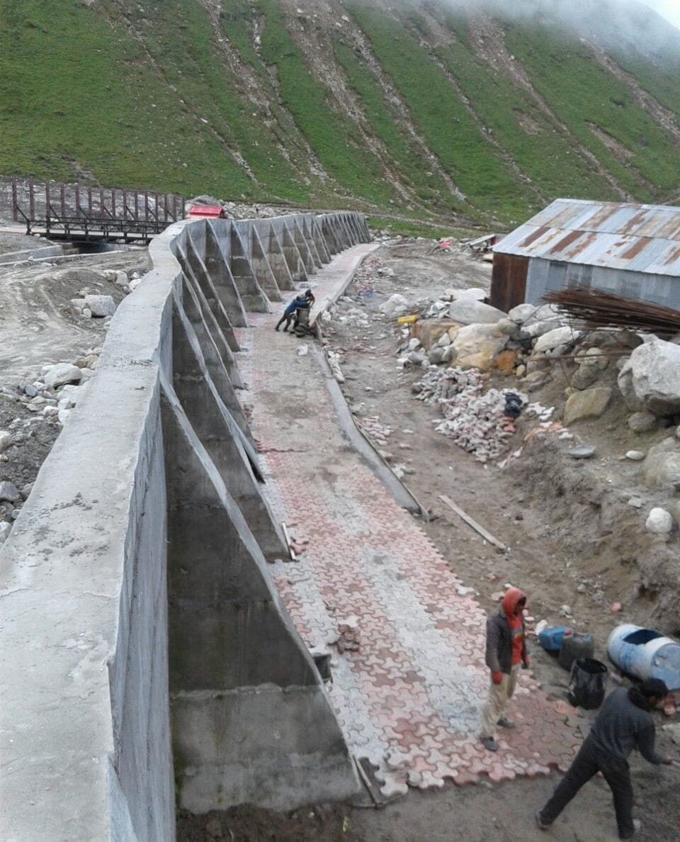 kedarnath history written on wall at kedarnath
