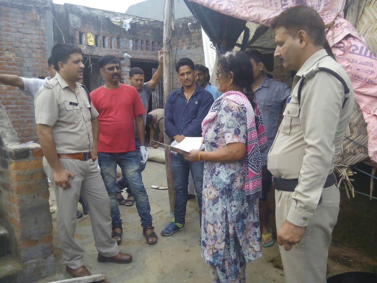 man brutally murdered in haridwar, mother was in house.