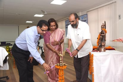 phd and mphil course in ignou
