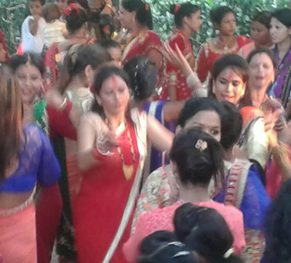 Suhaginon the Nirjala worship by observing the mother Gauri