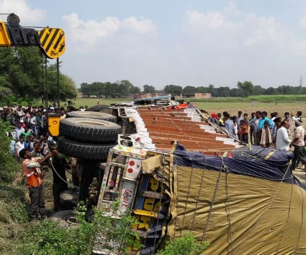 Two died in an accident in Lucknow.