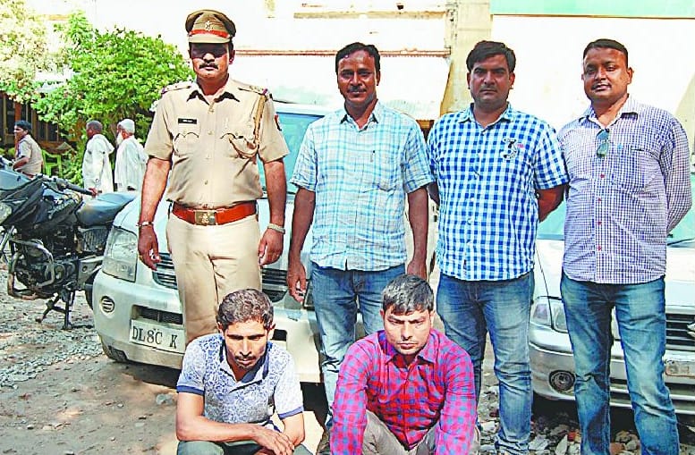 Vehicle thief caught, two cars, bikes seized