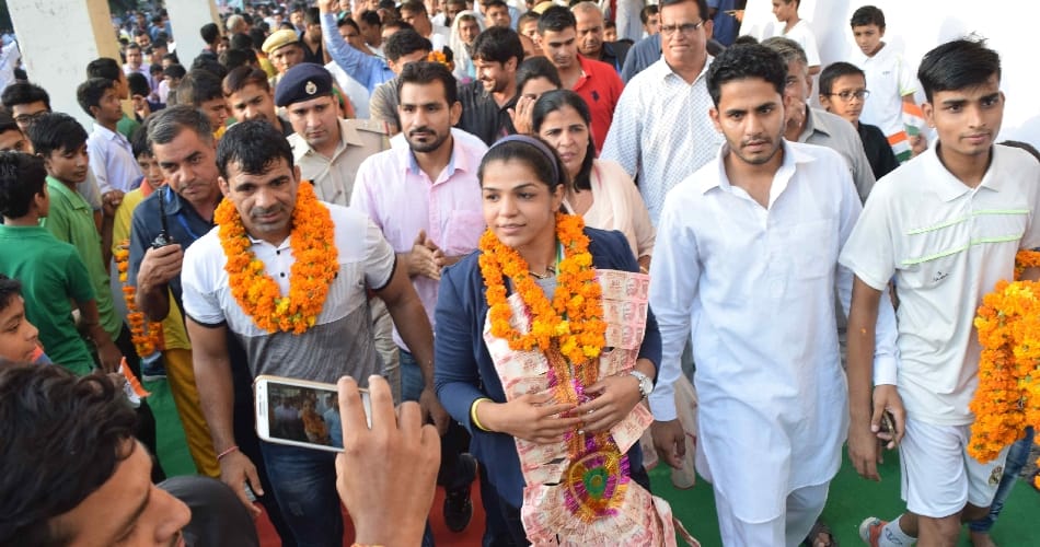 olympic medal winner wrestler sakshi malik three times changed statement on marriage