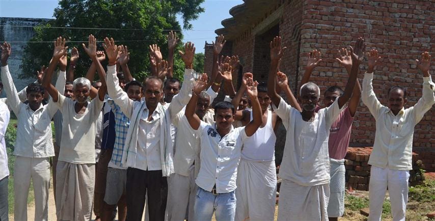 When police arrived, the villagers took Front