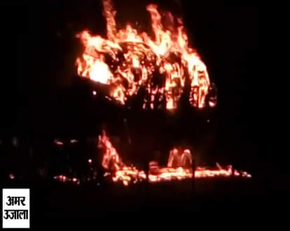 Truck carrying clothes catches fire on Highway