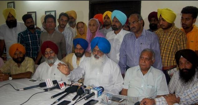 problem for aap in punjab before assembly election, 86 leader including zonal incharge resigned