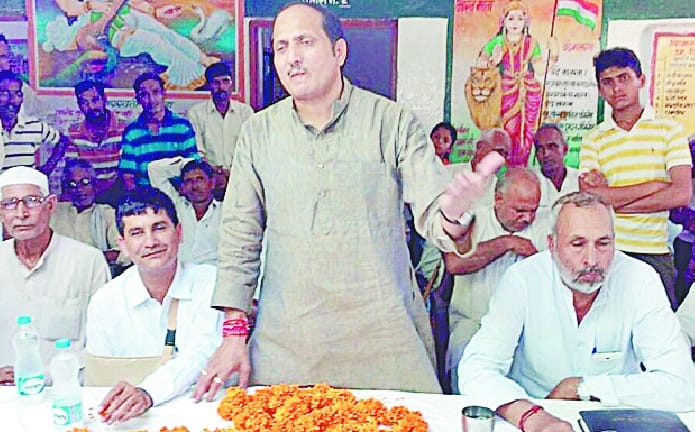gundagardi se tang hai janta : Rana