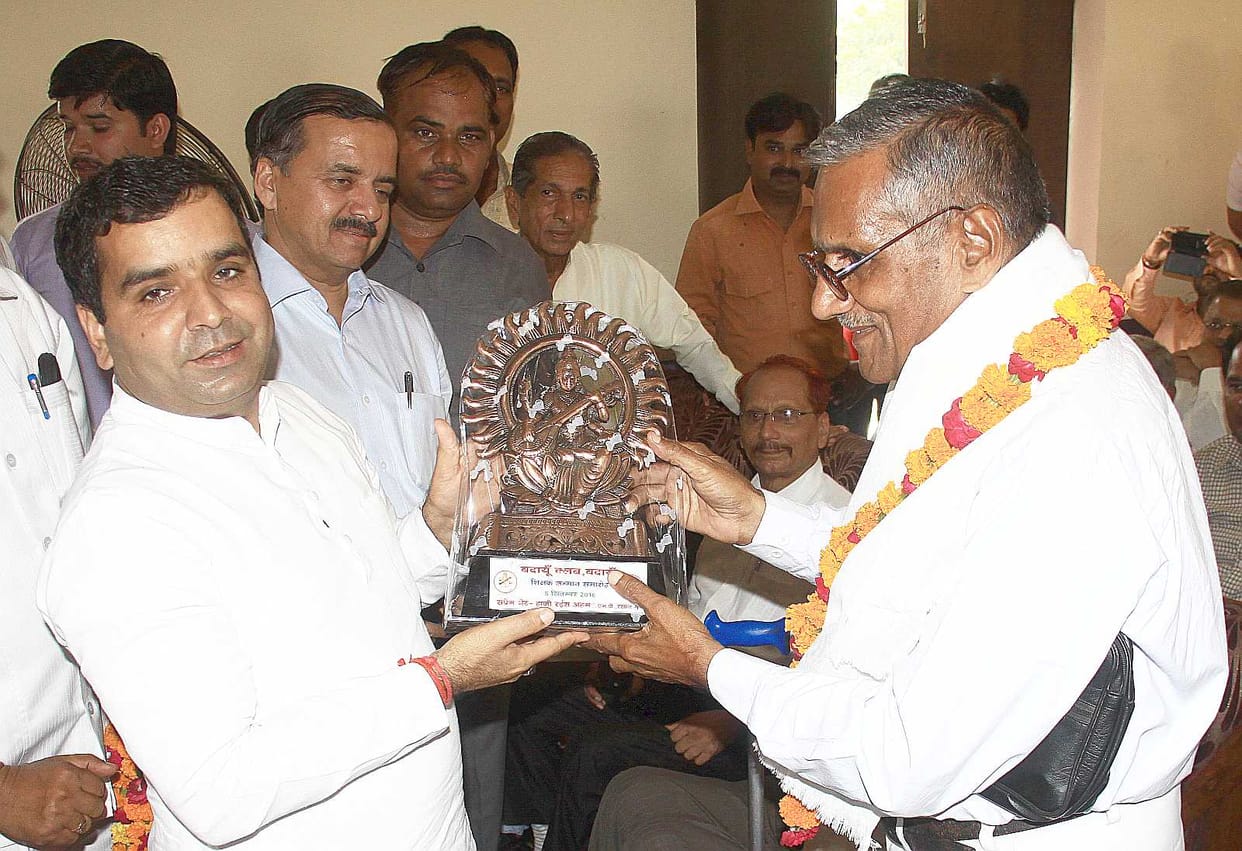 Gurus MP Dharmendra honored