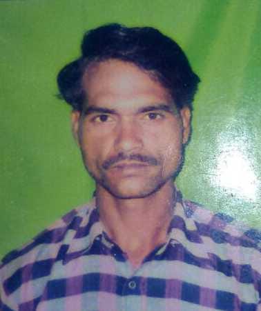 Young men in enmity to the ground Shot dead