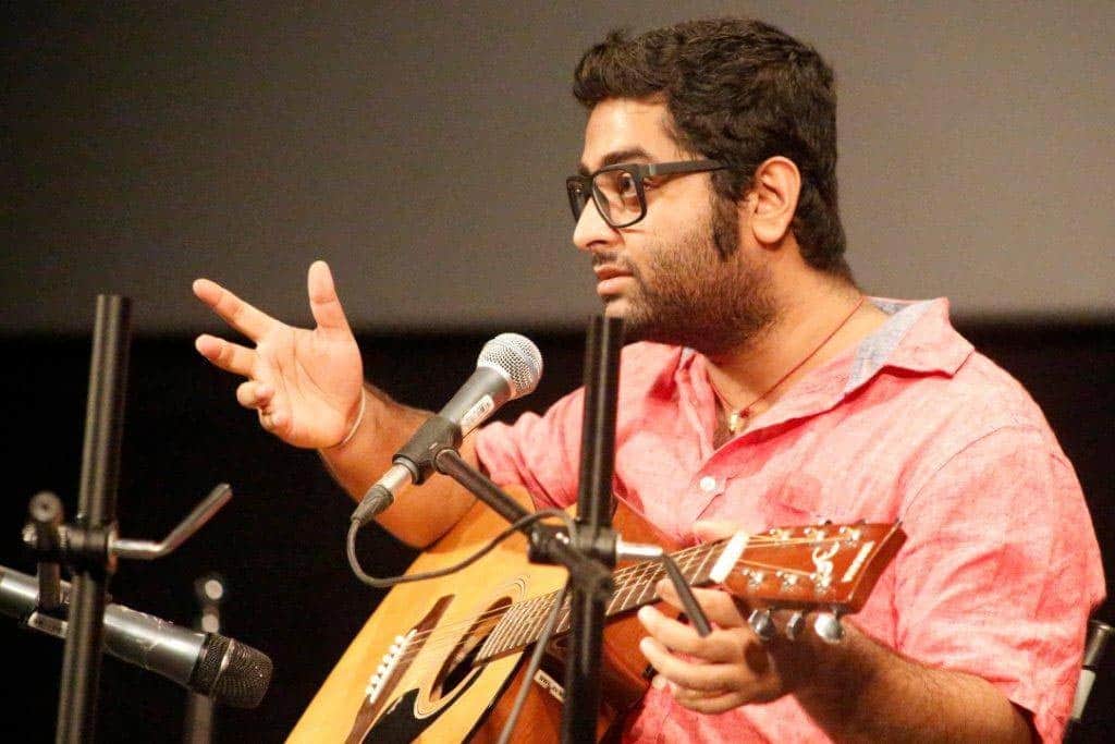 viral video of an angry arijit singh at a concert