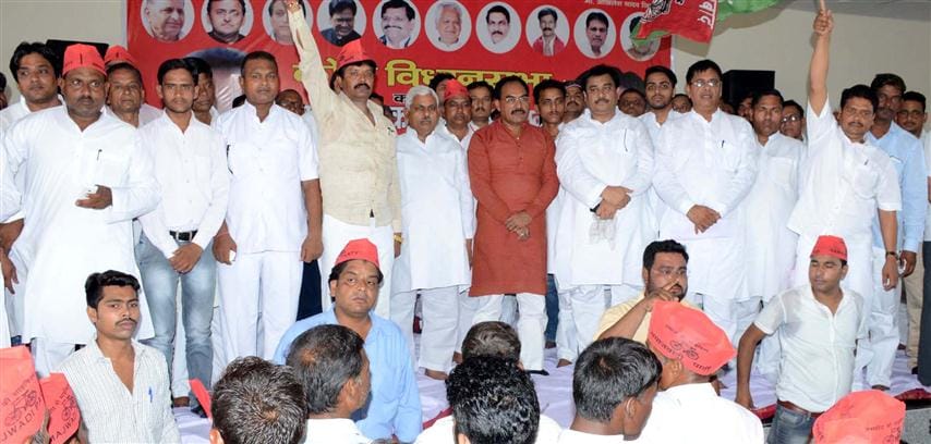 Booth won the big leader : Rana