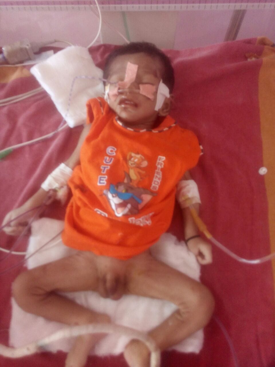 18 days child throw by aunty