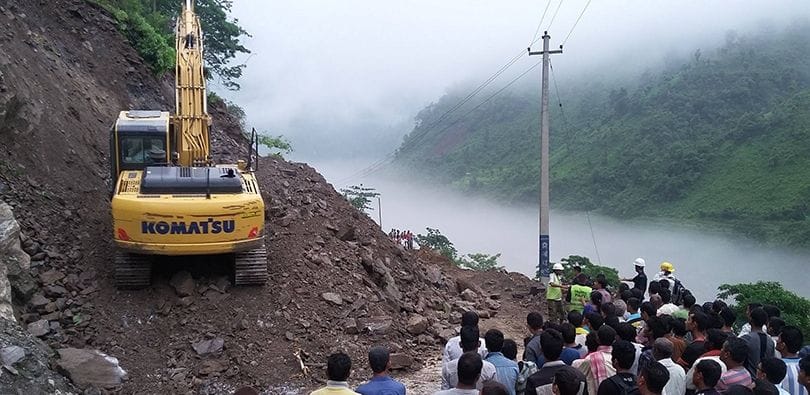 bhanshahava-kathamandu road closed due to landslide