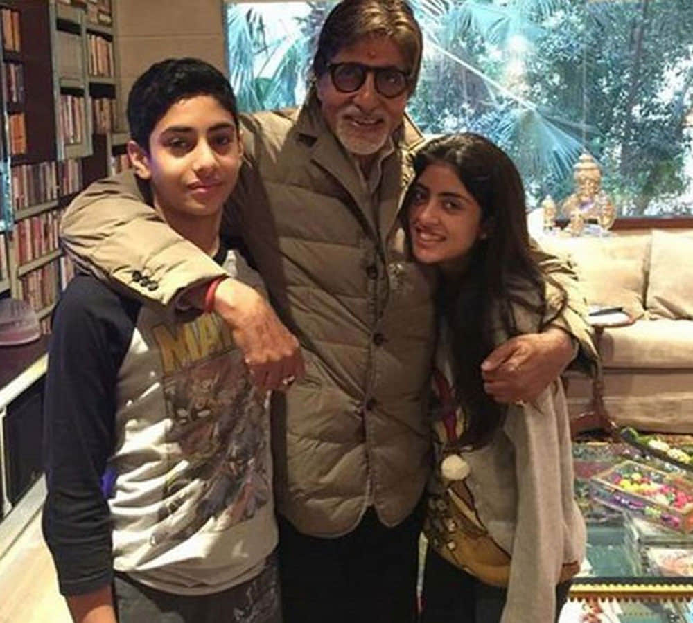 big b written open letter for navya and aaradhya