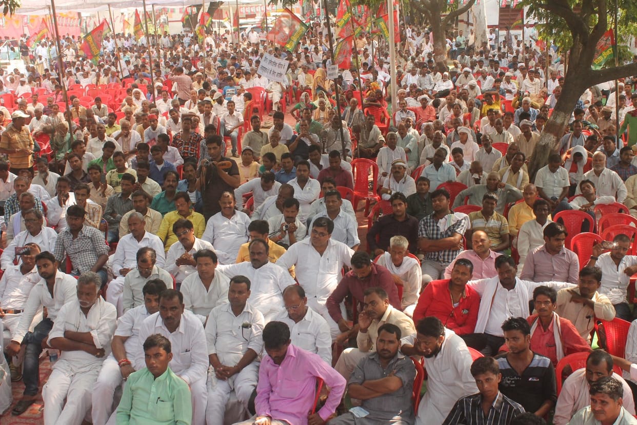 ' tell the state government's achievements'