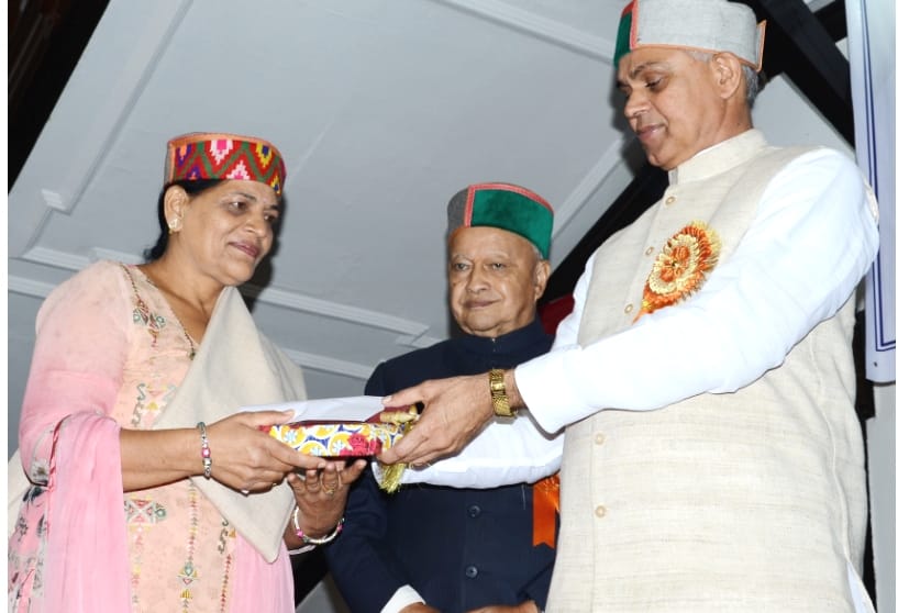 14 Teachers Honoured By Governor Dev Vrat on Teachers day at Shimla.