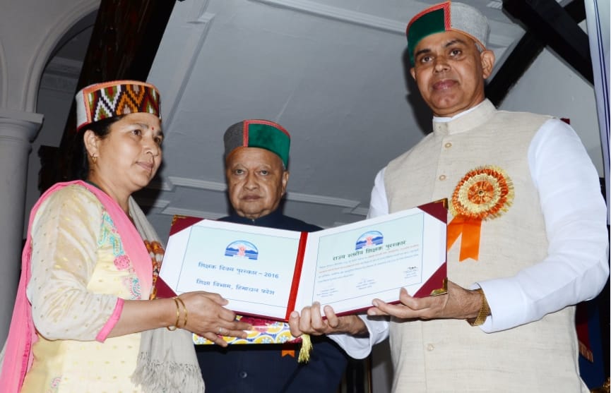 14 Teachers Honoured By Governor Dev Vrat on Teachers day at Shimla.