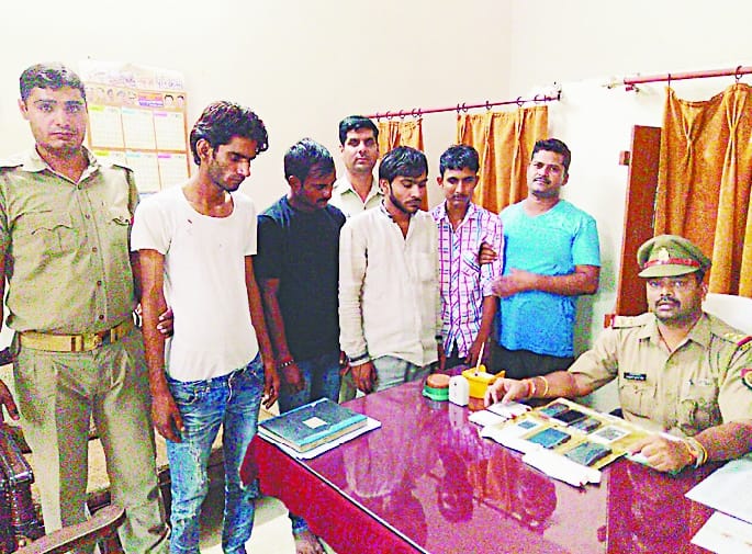 The railway was finally picked up four vicious thief