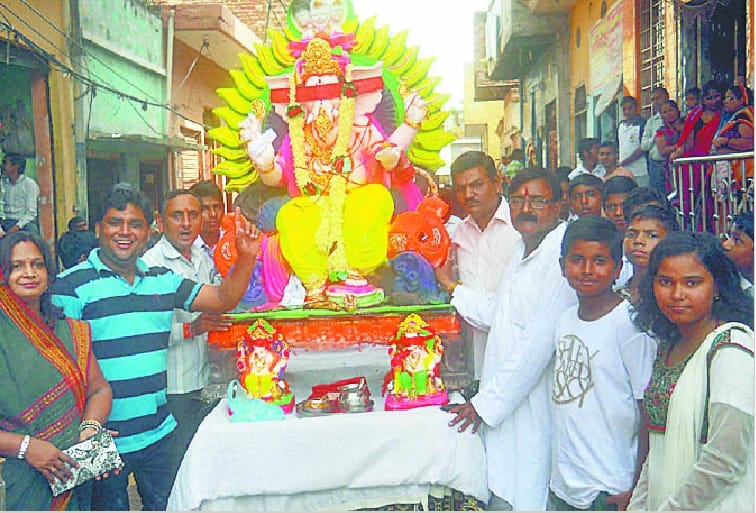 baghpat mein ganpati bappa ki goonj