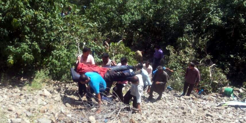 10 people died in bus accident, 36 injured.