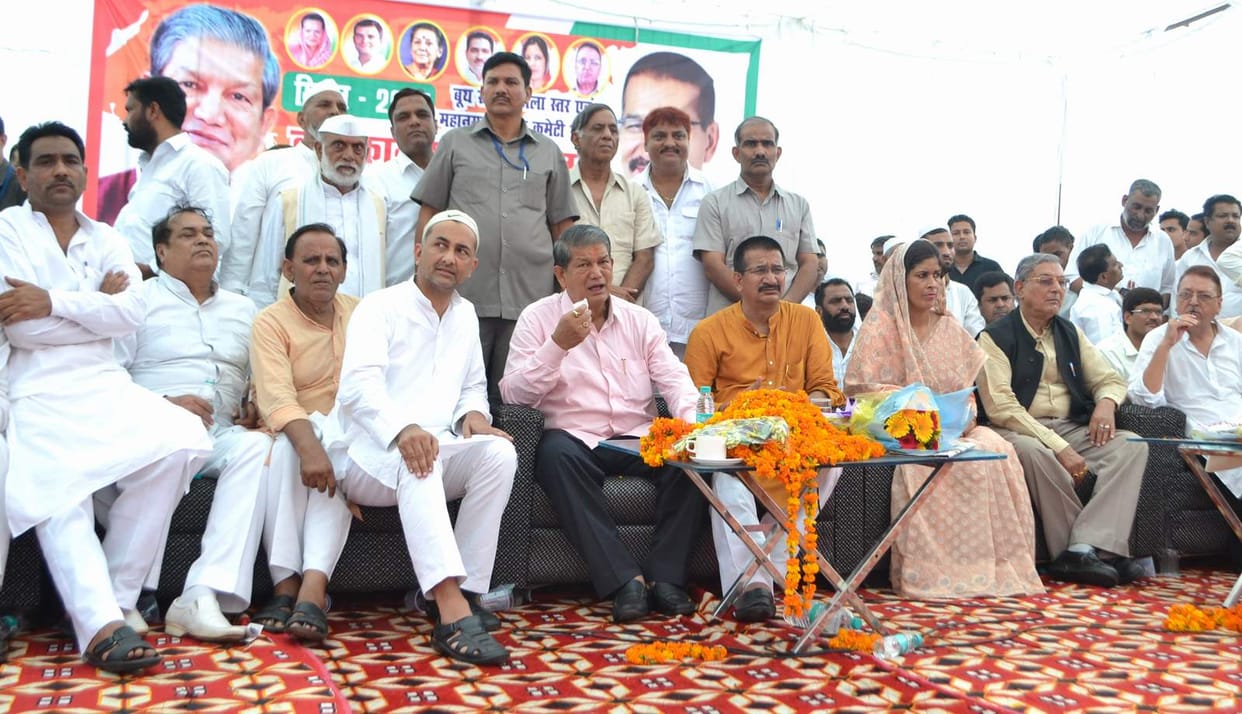 Party workers like a soldier: CM