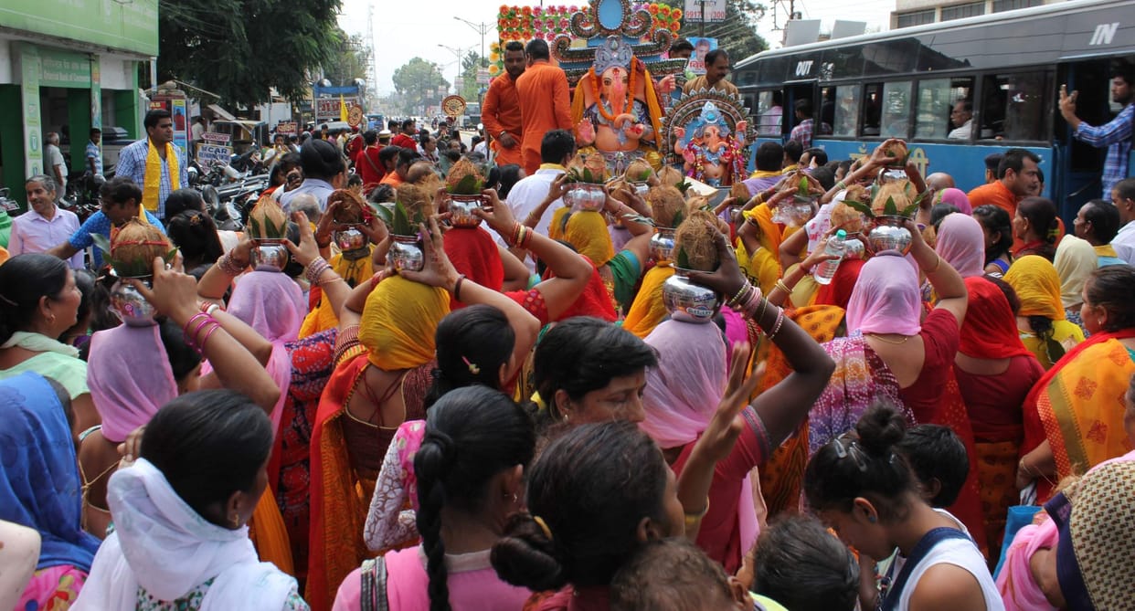 Shadow Corona crisis in Maharashtra this year on Ganeshotsav, festival celebrated with simplicity
