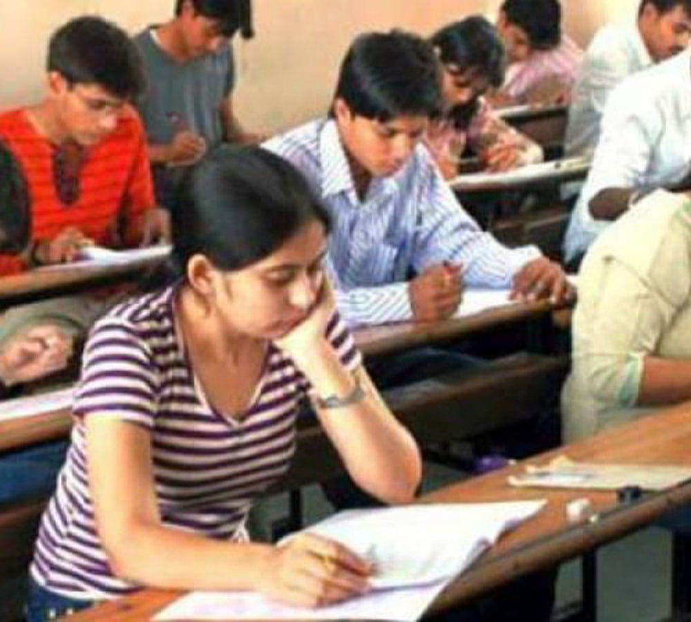 recruitment to fill up 7275 post of bank clerks in india