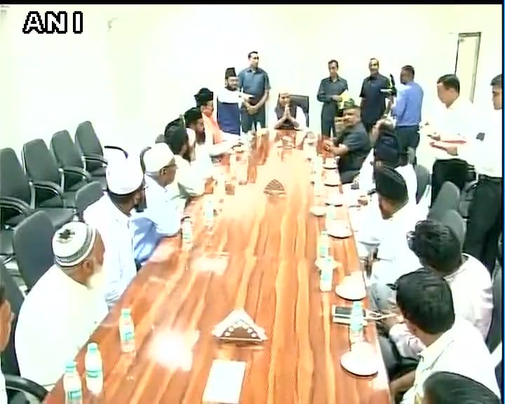 Why talk with those who say 'Pak zindabad', Muslim clerics ask Rajnath