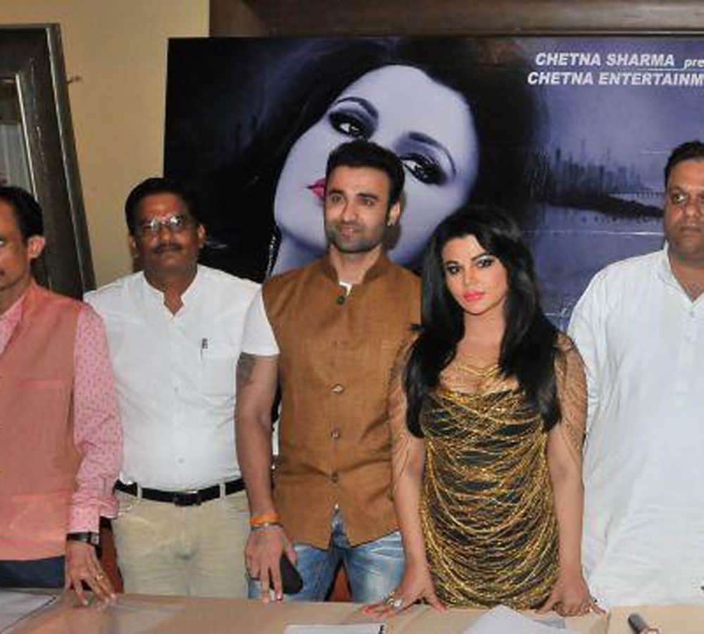 rakhi sawant thrashed censor board