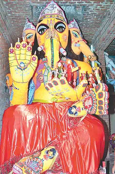 rathyatra men shamil jhanki