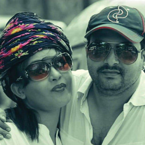 angoori bhabi shares pic with her 10 years old daughter
