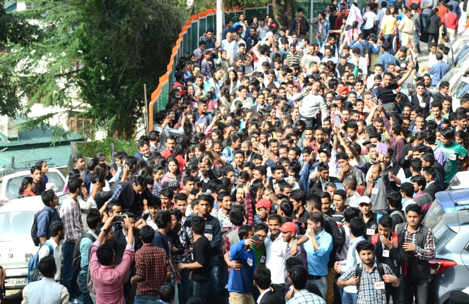 सोलन कॉलेज में छात्र संगठनों में नोंक-झोंक, बुलानी पड़ी पुलिस