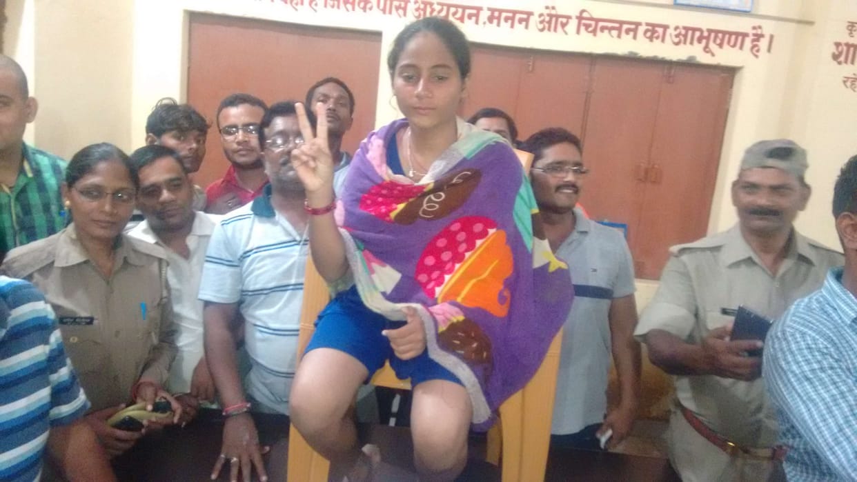 Ganga slit reverence reached Chunar